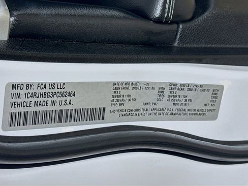 Certified 2023 Jeep Grand Cherokee Limited w/ Trailer Tow Prep Group (B) image 31