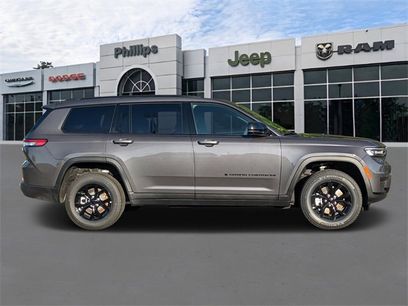 New 2025 Jeep Grand Cherokee L Laredo