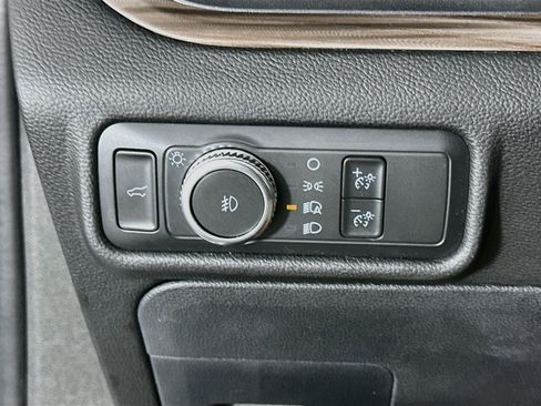 Used 2022 Ford Explorer Limited RWD image 17
