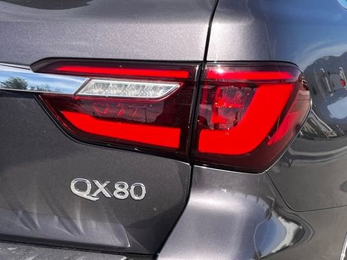 Certified 2022 INFINITI QX80 Luxe w/ All-Season Package image 31