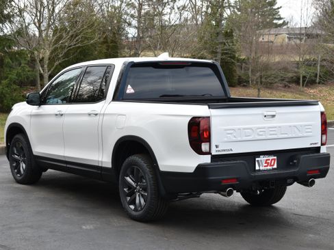 New 2026 Honda Ridgeline Sport image 5