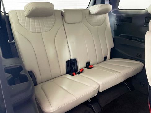 Used 2025 Hyundai Palisade Limited AWD/4WD image 27