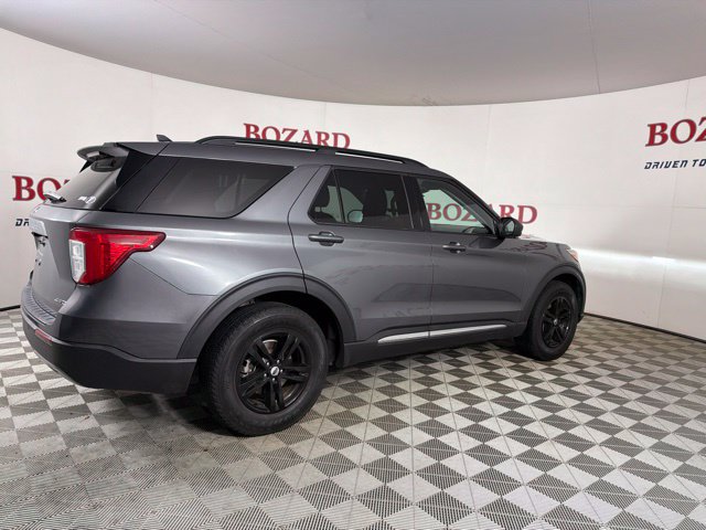 Used 2022 Ford Explorer XLT AWD/4WD image 13