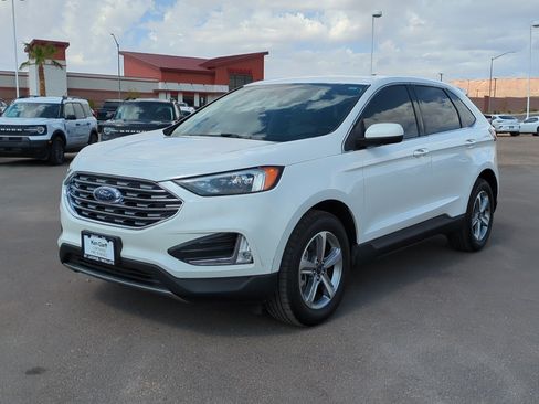 Used 2022 Ford Edge SEL w/ Convenience Package AWD/4WD image 10