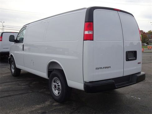 New 2025 GMC Savana 2500 w/ Driver Convenience Package image 3