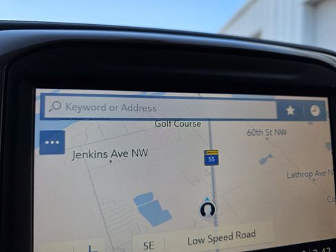 Used 2022 Chevrolet Silverado 1500 High Country image 21