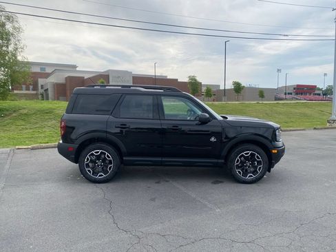 New 2026 Ford Bronco Sport Outer Banks AWD/4WD image 8