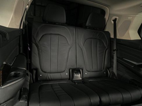 Used 2019 BMW X7 xDrive50i w/ Cold Weather Package image 30