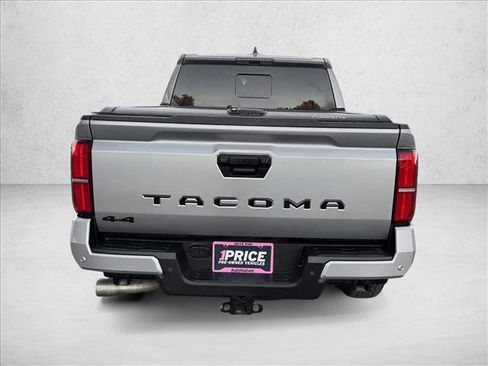 Used 2024 Toyota Tacoma TRD Off-Road image 6