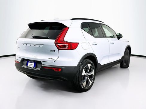 Used 2026 Volvo XC40 B5 Plus w/ Protection Package Premier AWD/4WD image 7