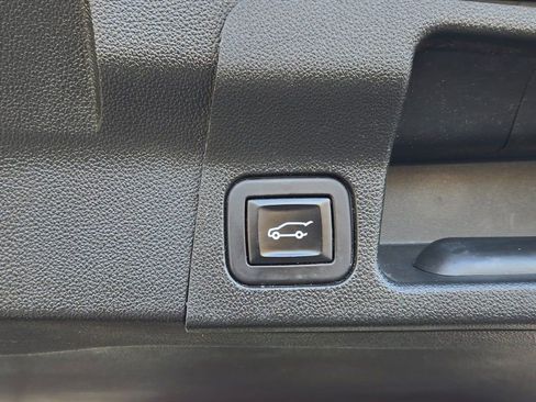 Used 2017 GMC Acadia Denali w/ Technology Package image 15