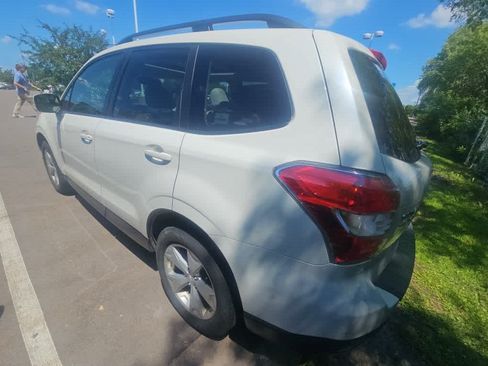 Used 2016 Subaru Forester 2.5i Premium w/ Popular Package #2 AWD/4WD image 6