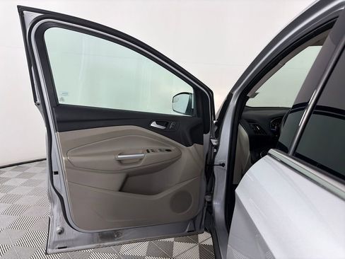 Used 2014 Ford Escape SE image 10