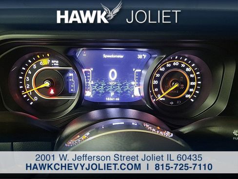 Used 2024 Jeep Wrangler Sahara image 14