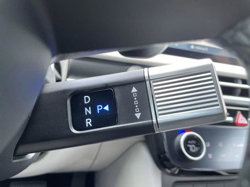 New 2026 Hyundai Tucson Limited image 32