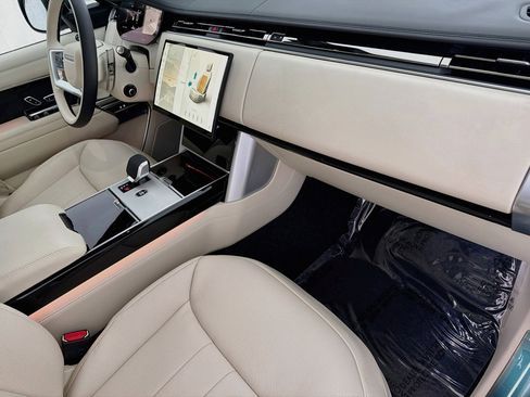 New 2026 Land Rover Range Rover SE AWD/4WD image 15