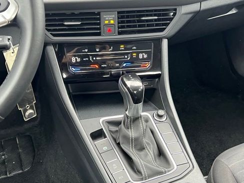 Used 2025 Volkswagen Jetta S image 20