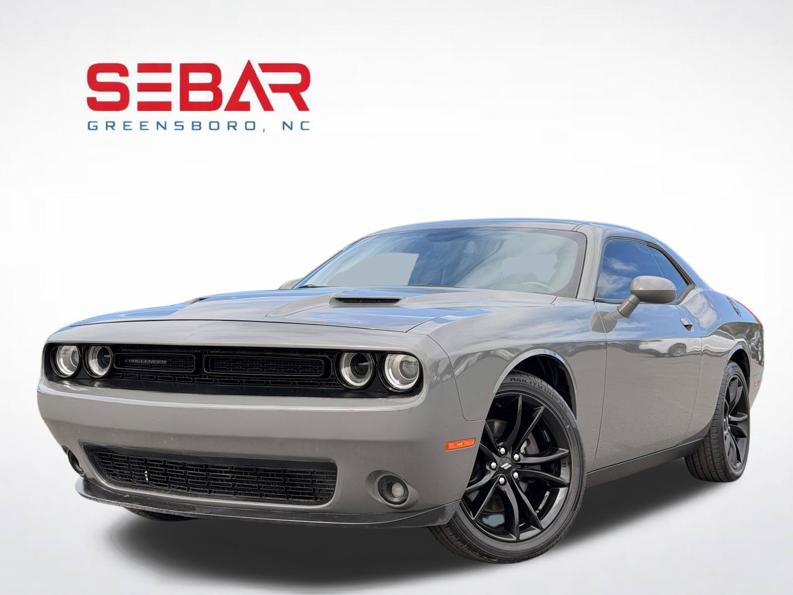Used 2018 Dodge Challenger SXT Plus RWD image 1