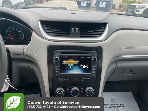 Used 2016 Chevrolet Traverse LT w/ Style and Technology Package FWD image 21