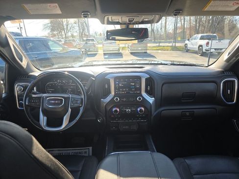 Used 2023 GMC Sierra 3500 SLT w/ SLT Convenience Package image 18