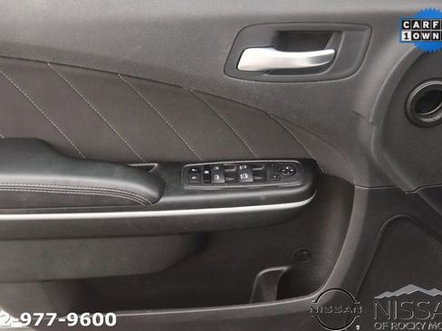 Used 2023 Dodge Charger SXT image 9