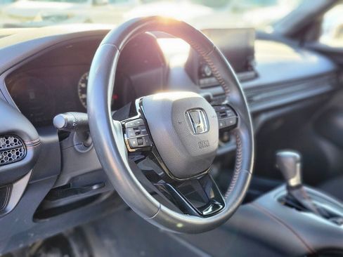 Used 2023 Honda HR-V Sport image 18