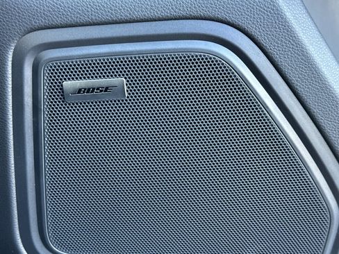 New 2026 Porsche Macan image 20