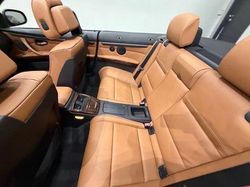 Used 2010 BMW 328i Convertible RWD image 23