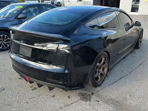Used 2023 Tesla Model 3 Standard Range RWD image 4