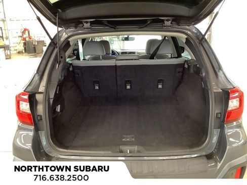Used 2018 Subaru Outback 2.5i Limited AWD/4WD image 15