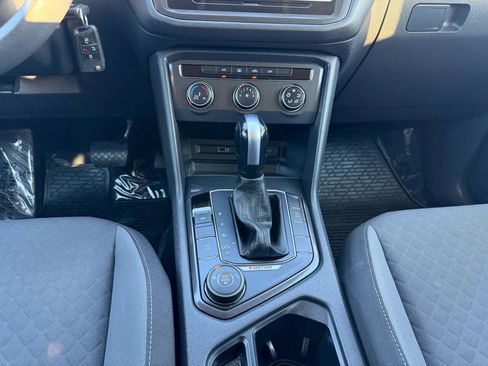 Used 2018 Volkswagen Tiguan S w/ 3rd Row Seat Package AWD/4WD image 24