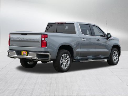 Used 2025 Chevrolet Silverado 1500 LTZ AWD/4WD image 7