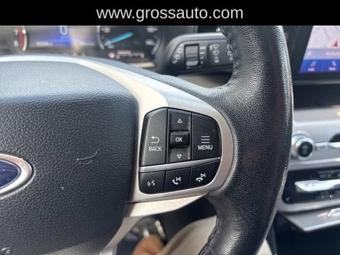 Used 2023 Ford Explorer XLT w/ Equipment Group 202A AWD/4WD image 14