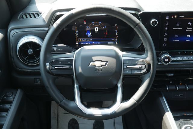 Used 2023 Chevrolet Colorado LT w/ LT Convenience Package III AWD/4WD image 16