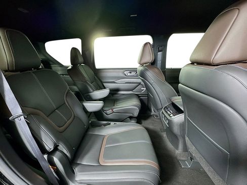 New 2026 Nissan Armada SL w/ Captain's Chari Seat Package AWD/4WD image 29
