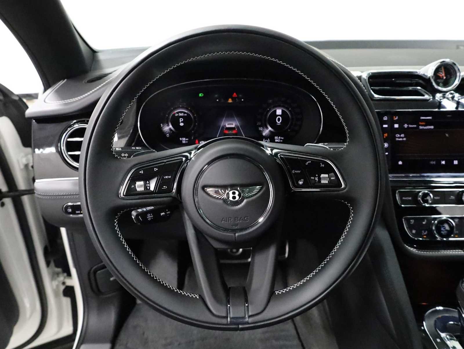 Used 2024 Bentley Bentayga AWD/4WD image 23