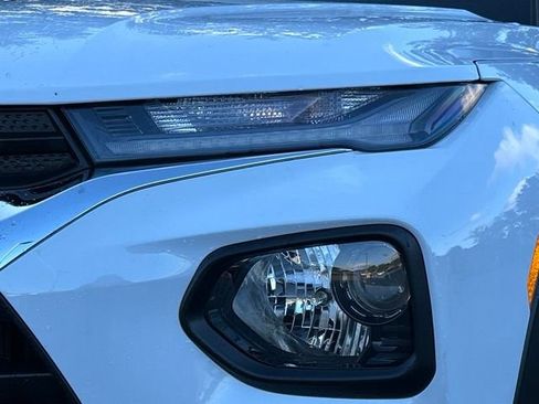 Used 2021 Chevrolet TrailBlazer LT w/ Convenience Package AWD/4WD image 9