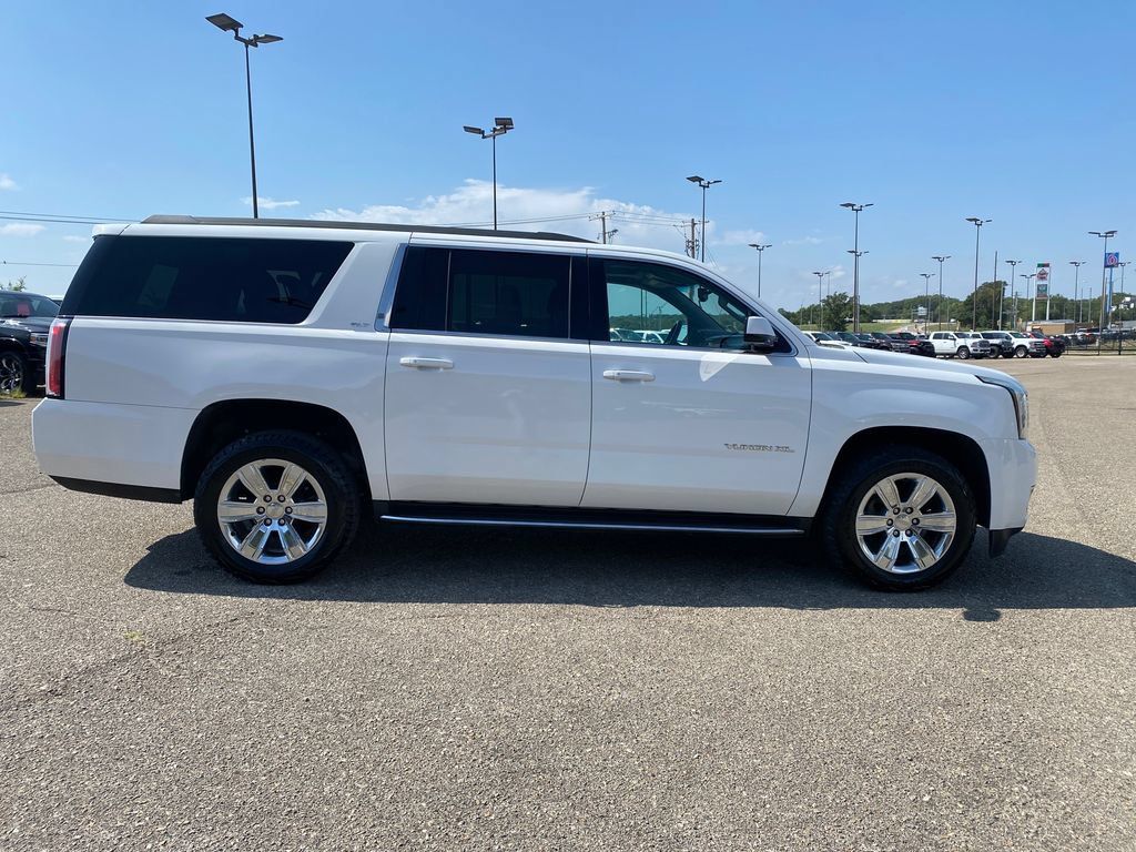 Used 2018 GMC Yukon XL SLT w/ Open Road Package AWD/4WD image 7