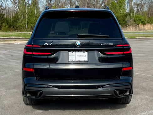 Used 2026 BMW X7 xDrive40i w/ M Sport Package image 6