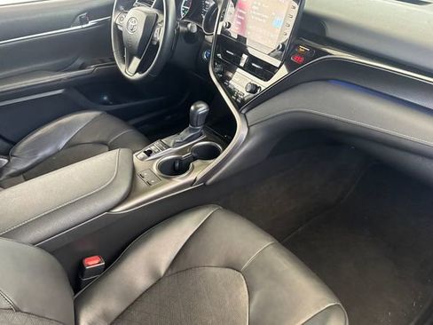 Used 2021 Toyota Camry XSE FWD image 15
