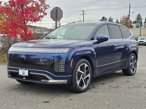 New 2026 Hyundai Ioniq 9 Calligraphy image 3