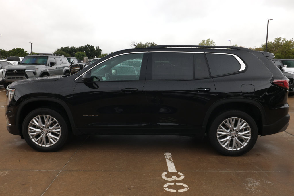 Used 2026 GMC Acadia Elevation w/ Elevation Premium Package FWD image 8