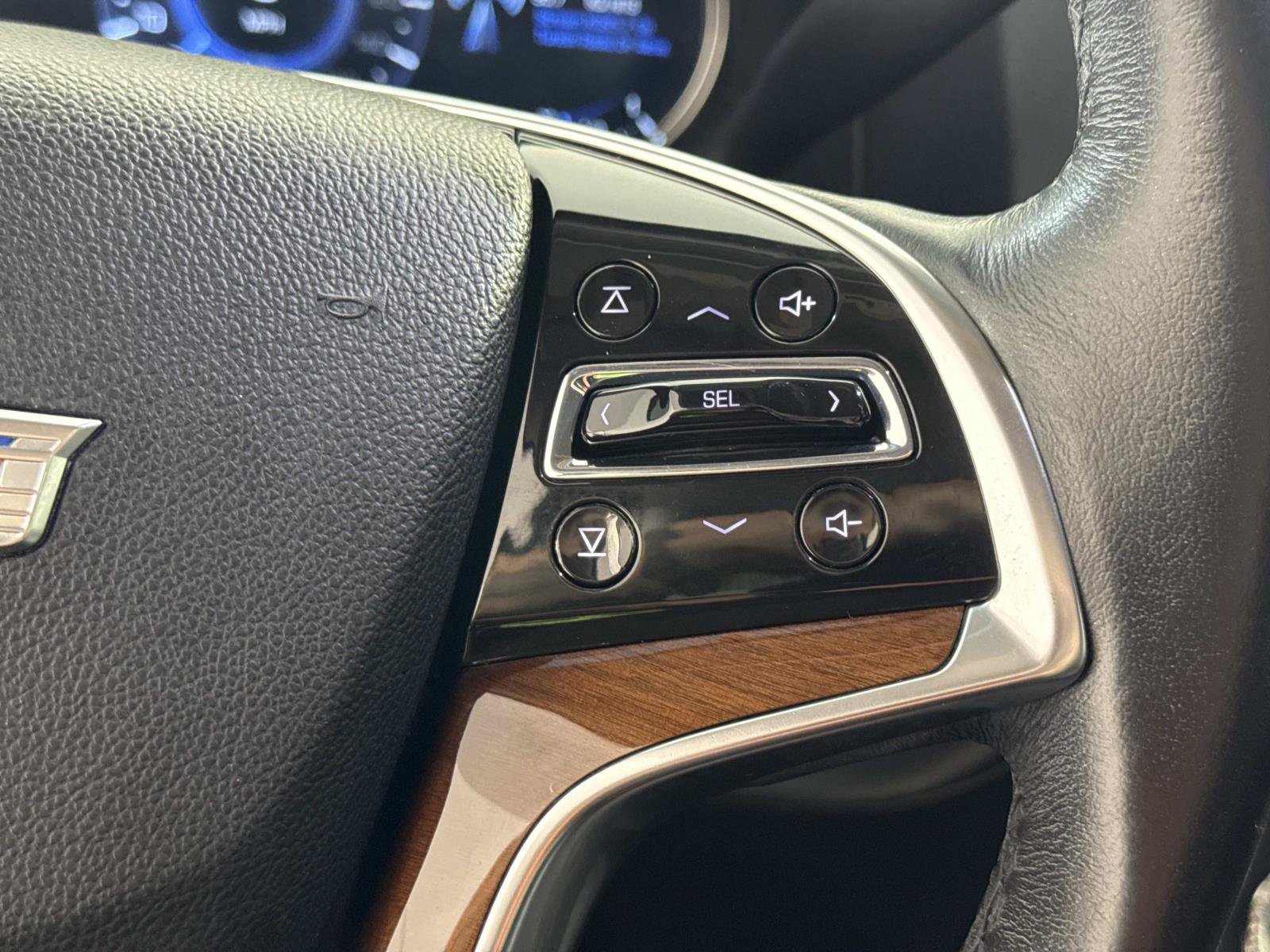 Used 2016 Cadillac Escalade 2WD image 28