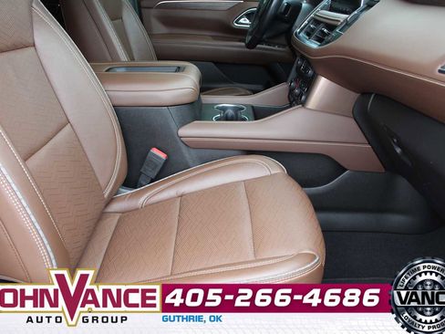 Used 2024 Chevrolet Silverado 1500 Custom Trail Boss AWD/4WD image 18