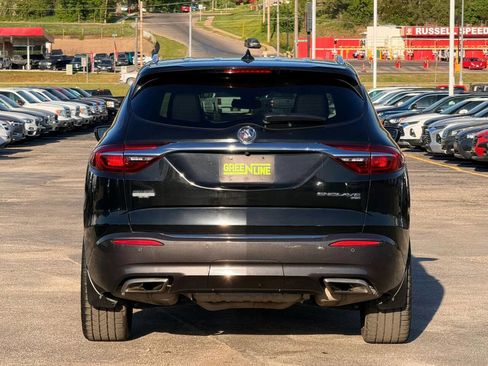 Used 2019 Buick Enclave Premium w/ LPO, Hit The Road Package AWD/4WD image 4
