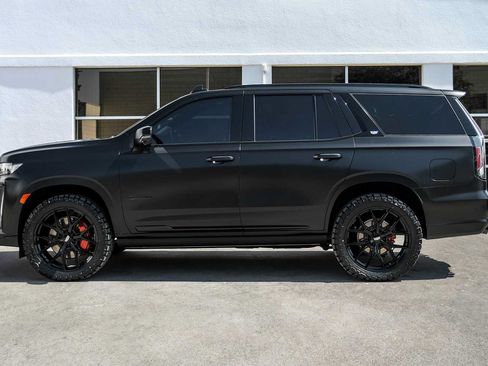 Used 2024 Cadillac Escalade V w/ LPO, ONYX Package AWD/4WD image 14