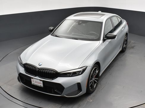 Used 2023 BMW 330i xDrive 330i xDrive w/ M Sport Package image 23