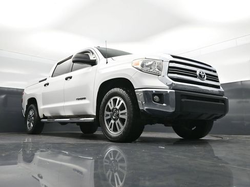 Used 2017 Toyota Tundra SR5 RWD image 45