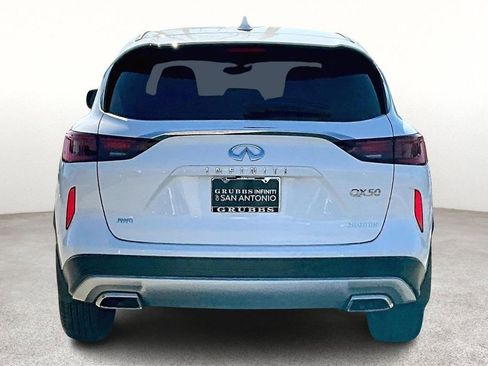 Certified 2025 INFINITI QX50 Pure image 6