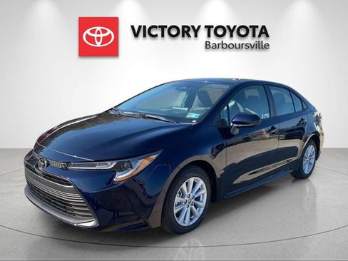 Used 2026 Toyota Corolla LE w/ LE Premium Package FWD image 1